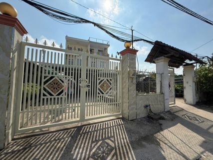 Bán phòng trọ Tăng Nhơn Phú A, đường 182, DT 1812m2, khu 3 tầng 40 phòng dòng tiền 100 triệu/tháng